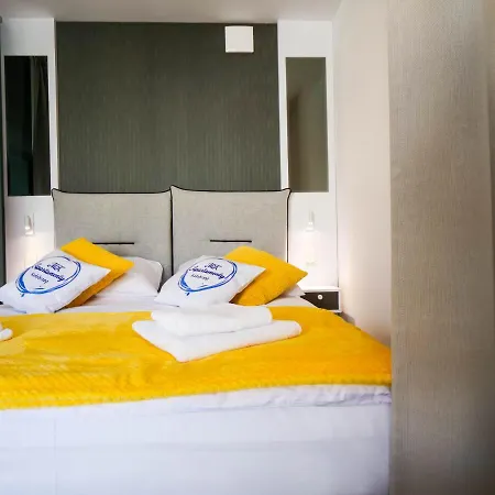 Mk Zlocisty Apartamento Kołobrzeg